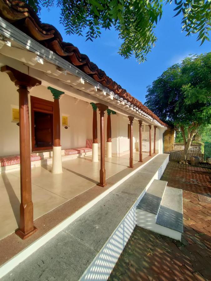 Mangala Heritage By Luxunlock Private Villas Tirukkannapuram Екстериор снимка