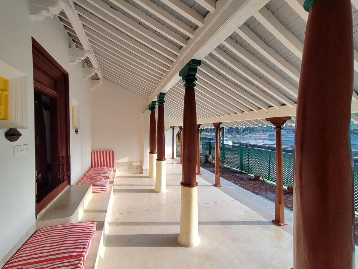 Mangala Heritage By Luxunlock Private Villas Tirukkannapuram Екстериор снимка
