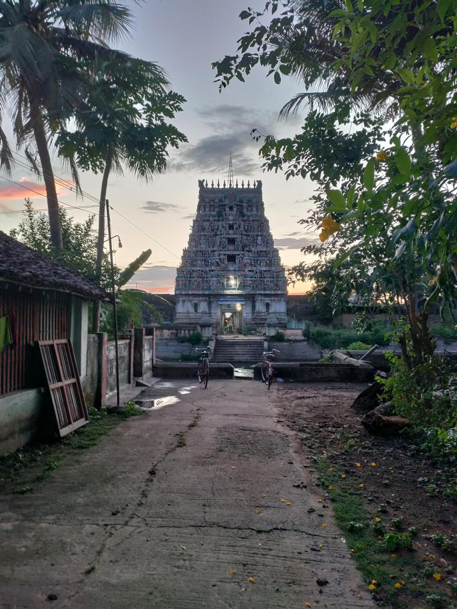 Mangala Heritage By Luxunlock Private Villas Tirukkannapuram Екстериор снимка